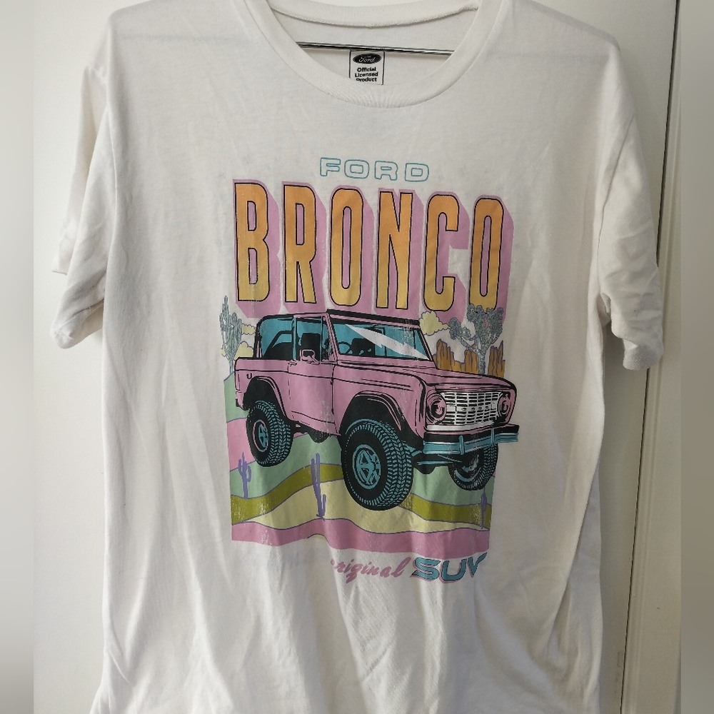 Ford Bronco Graphic Tee White Size XL Women's Officially Licensed Ford Product